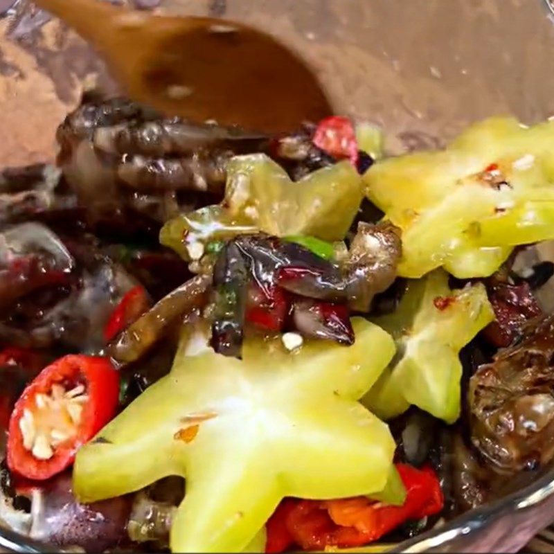 Bước 2 Trộn ba khía Ba khía trộn bồn bồn