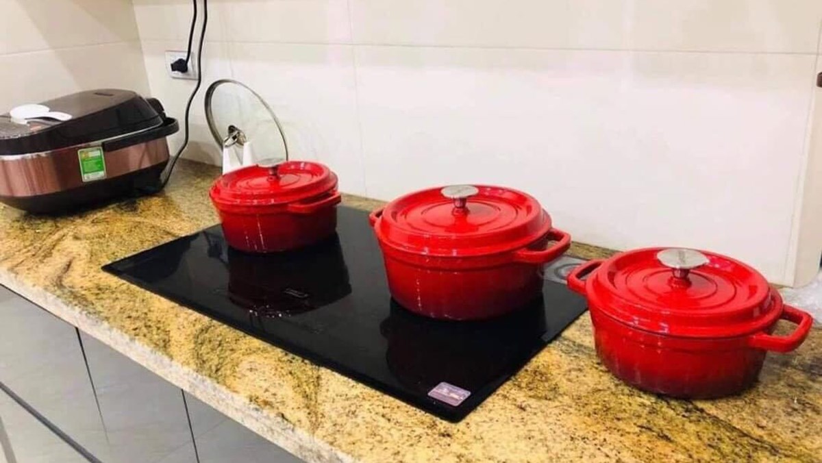 Nồi gang dùng cho bếp từ