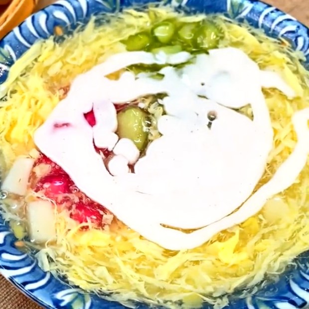 Hướng dẫn làm món chè hột gà củ năng thơm ngon, lạ miệng