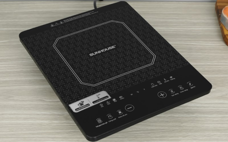 Bếp từ Sunhouse SHD6802