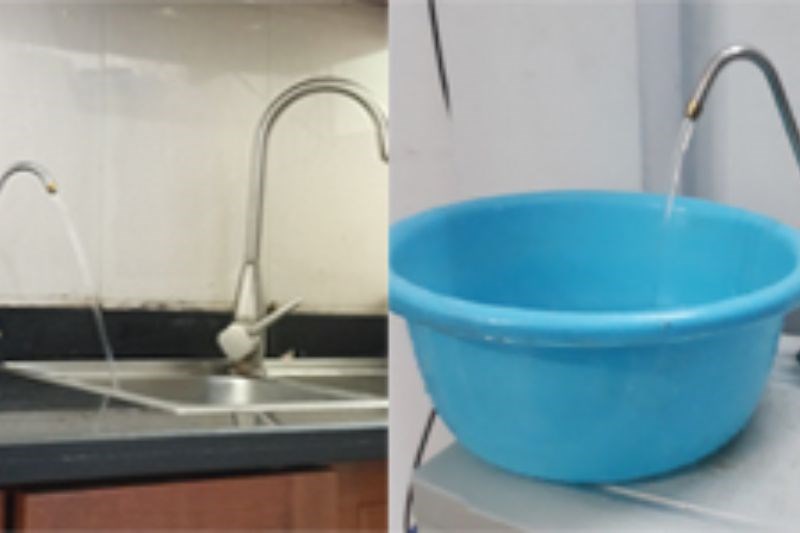 Xả hết to&agrave;n bộ nước lọc trong b&igrave;nh chứa