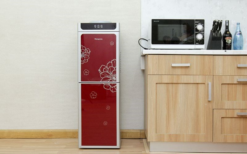 C&acirc;y nước n&oacute;ng lạnh Kangaroo KG40N 600W