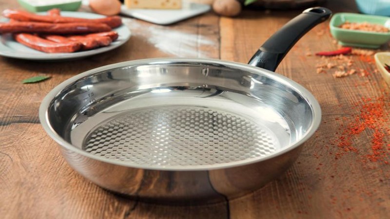 Chảo không cần dầu là gì