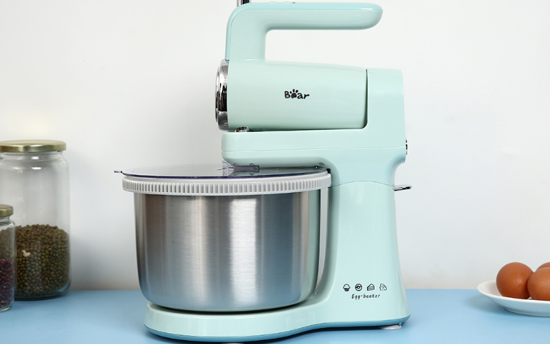 M&aacute;y nhồi bột đ&aacute;nh trứng Bear DDQ-B03V1