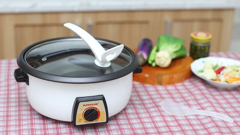 Nồi lẩu điện Sunhouse SHD 4521 3 lít 