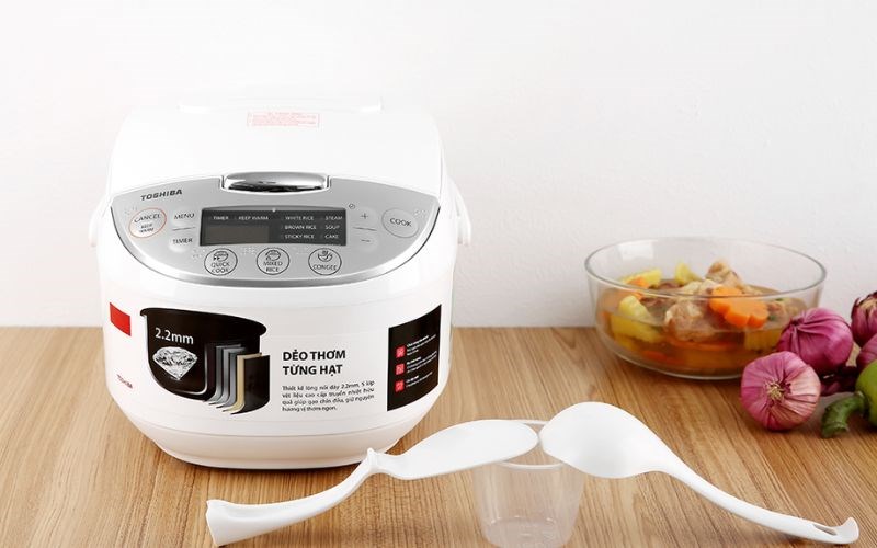 Nồi cơm điện tử Toshiba 1 l&iacute;t RC-10DH2PV(W)