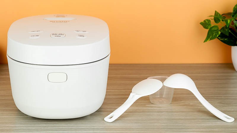 Lưu &yacute; khi d&ugrave;ng nồi cơm điện Sharp 