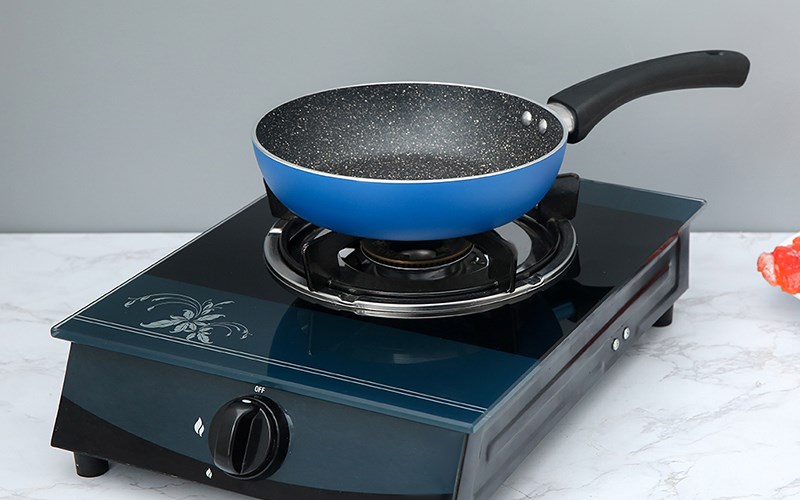 Chảo nh&ocirc;m chống d&iacute;nh v&acirc;n đ&aacute; đ&aacute;y từ 20 cm Elmich Y1 EL-3718