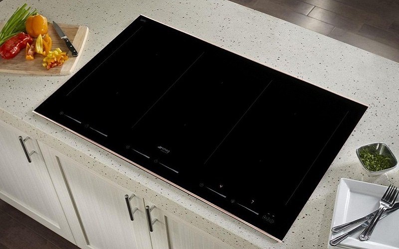 Bếp từ đa v&ugrave;ng nấu Smeg SIM693WLDR (535.64.169)