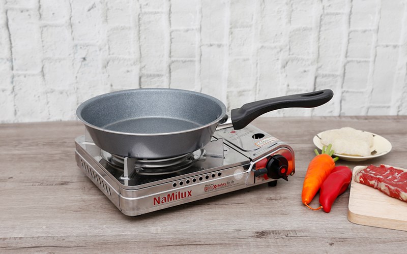 Chảo nh&ocirc;m chống d&iacute;nh đ&aacute;y từ 24 cm Happycook Charm CHP-24