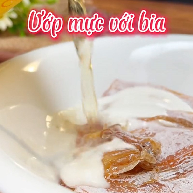 Bước 1 Sơ chế khô mực Khô mực rim nước mắm