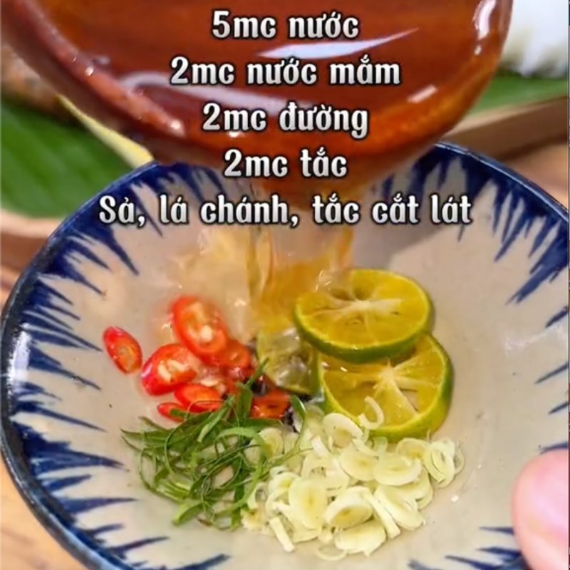 Bước 5 Làm nước chấm ăn kèm Chạo ốc bươu nướng