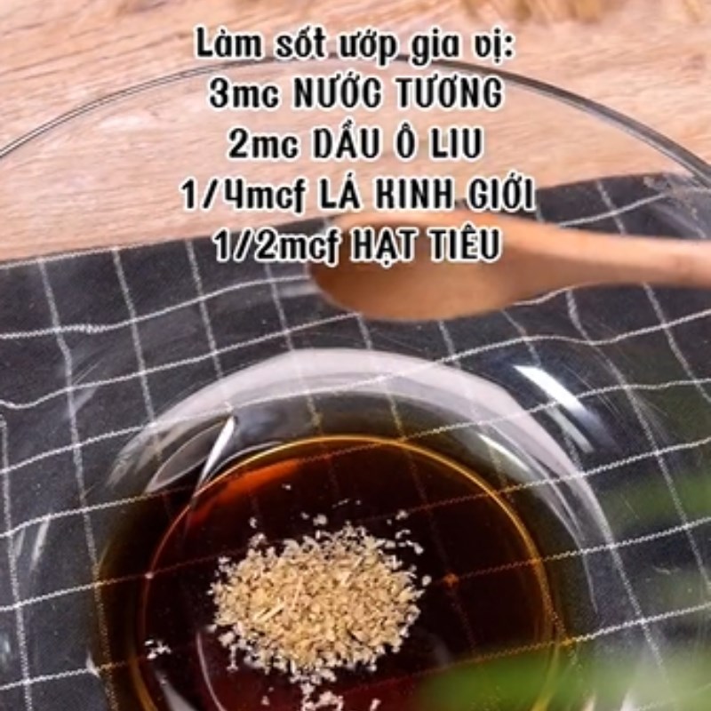 Bước 2 Làm sốt ướp gia vị Bít tết chay từ nấm hầu thủ