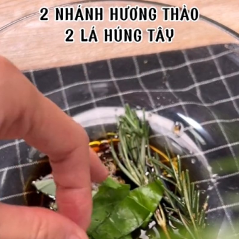 Bước 2 Làm sốt ướp gia vị Bít tết chay từ nấm hầu thủ