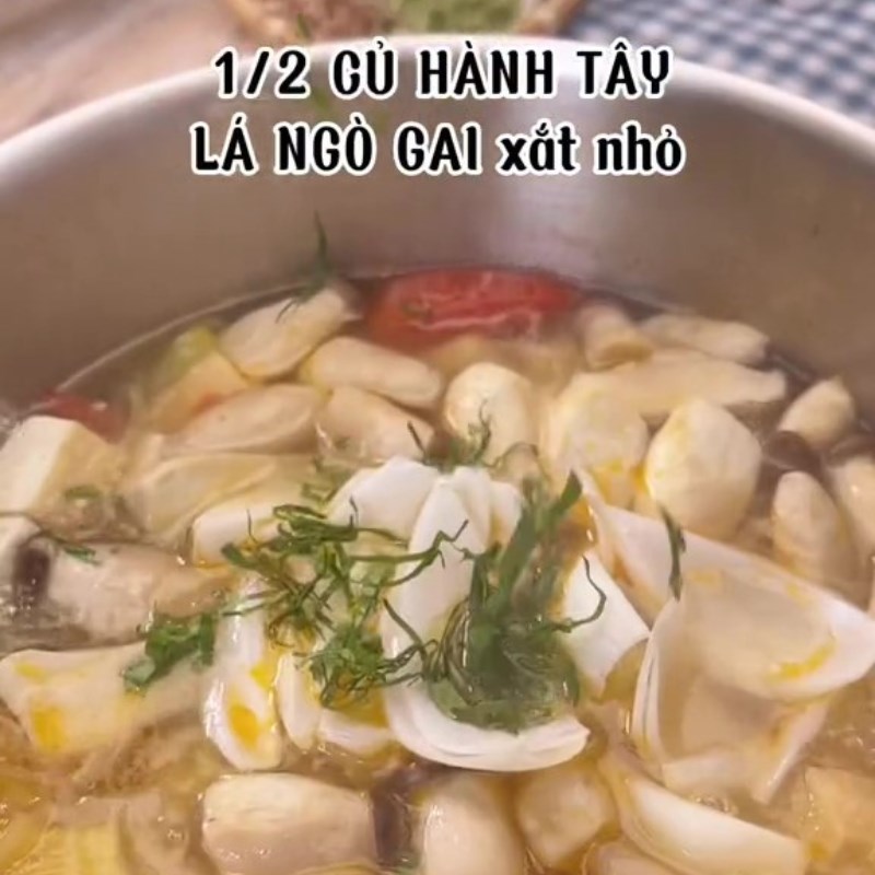 Bước 4 Nêm gia vị Bún nấm thơm chay