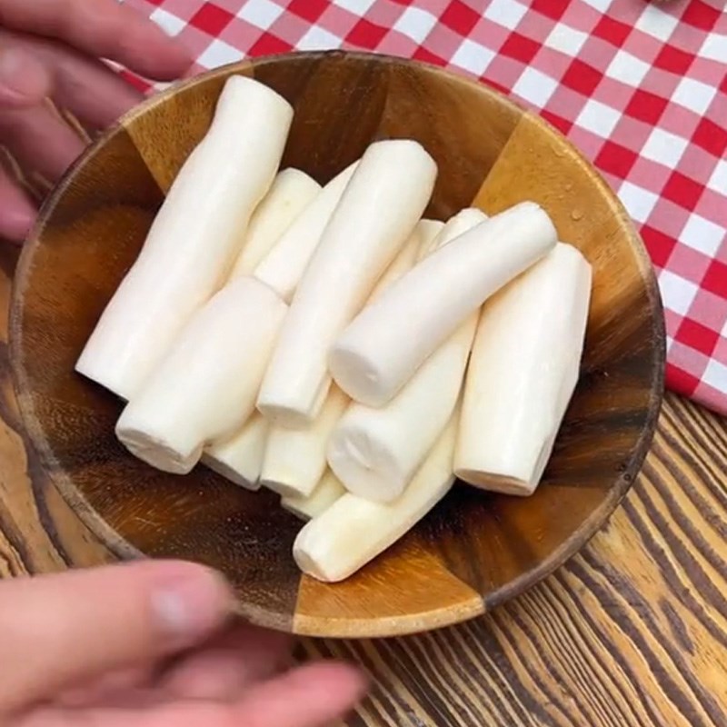 Bước 1 Sơ chế khoai mì Bánh khoai mì áp chảo