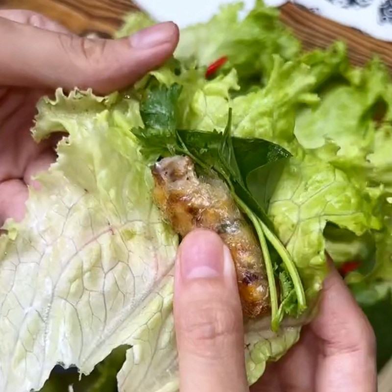 Bước 4 Thành phẩm Chả ram bắp (công thức được chia sẻ từ Tiktok Vào Bếp Cùng Điện máy XANH)