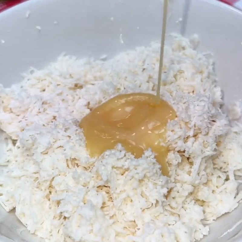 Bước 2 Trộn bánh khoai mì Bánh khoai mì áp chảo