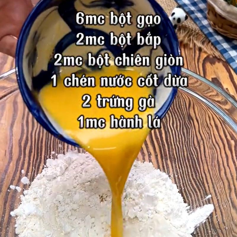 Bước 1 Trộn bột bánh Bánh giá chợ giồng