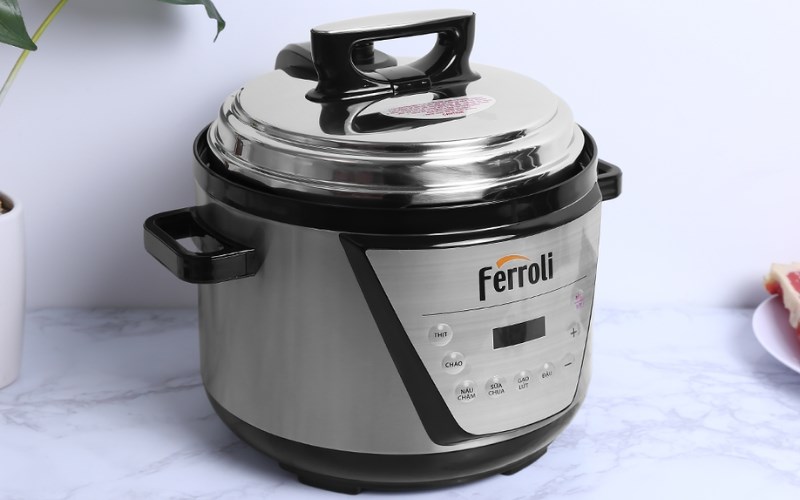 Nồi &aacute;p suất điện Ferroli FPC900-D