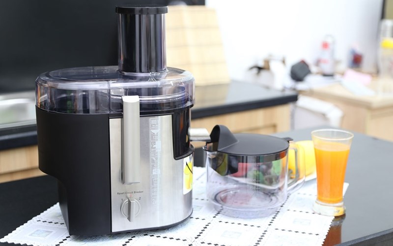 M&aacute;y &eacute;p tr&aacute;i c&acirc;y Panasonic MJ-DJ01SRA