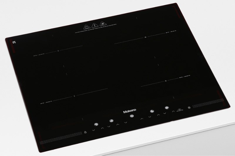 Bếp từ bốn v&ugrave;ng nấu Makano MKT-400001