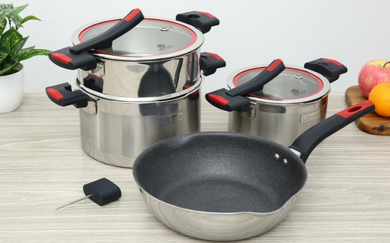 Bộ nồi chảo inox 3 đáy nắp kính Elmich Milano EL-8094