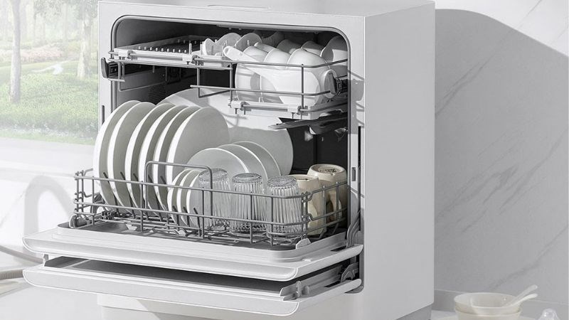 Đặt m&aacute;y rửa b&aacute;t qu&aacute; xa nguồn cấp nước