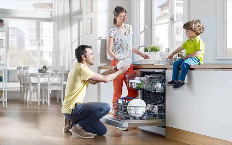 Những lưu &yacute; quan trọng khi sử dụng m&aacute;y rửa b&aacute;t Hafele