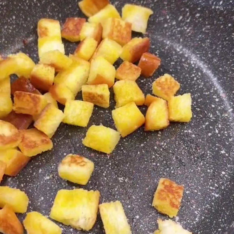Bước 3 Chiên bánh mì Súp rau củ chay