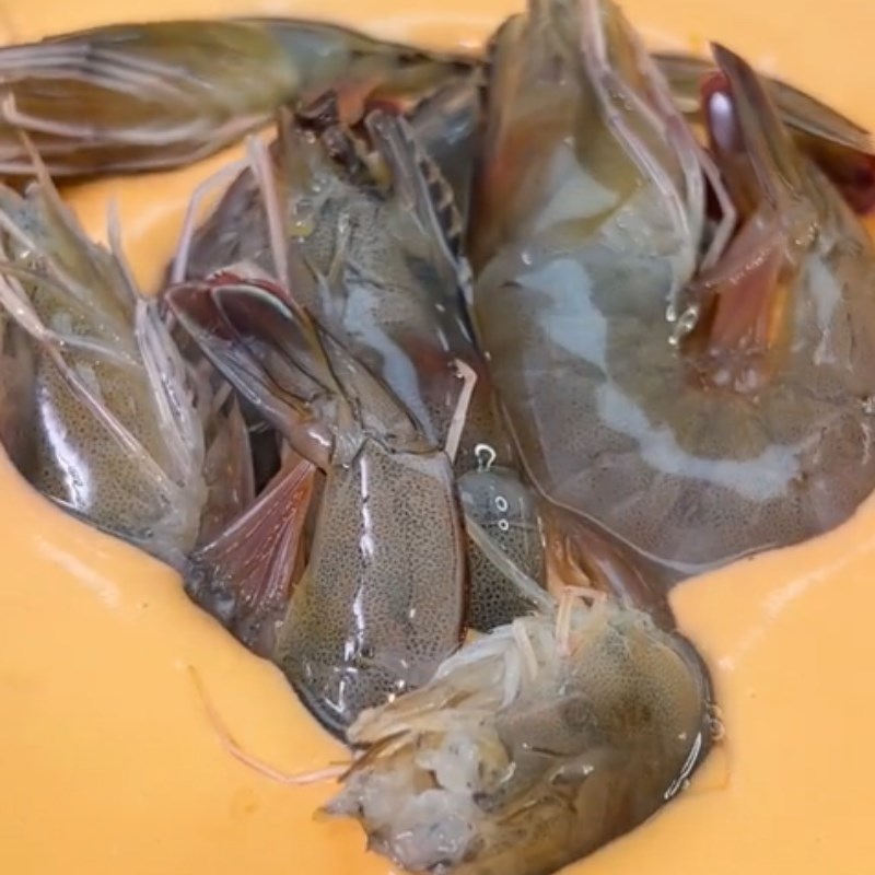 Bước 2 Chiên bánh Bánh mì tôm chiên (Công thức được chia sẻ từ Tiktok Vào bếp cùng Điện máy XANH)