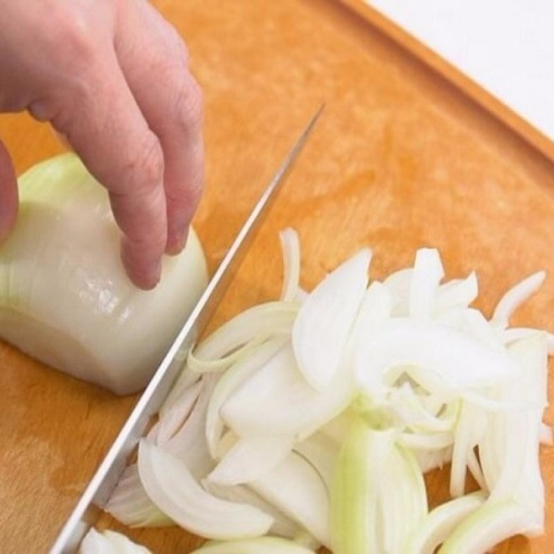 Bước 1 Chuẩn bị nguyên liệu Miến xào tôm kiểu Thái (Công thức được chia sẻ từ Tiktok Vào bếp cùng Điện máy XANH)