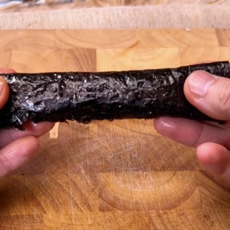 Bước 4 Cuộn rong biển chay Miến cuộn rong biển chay