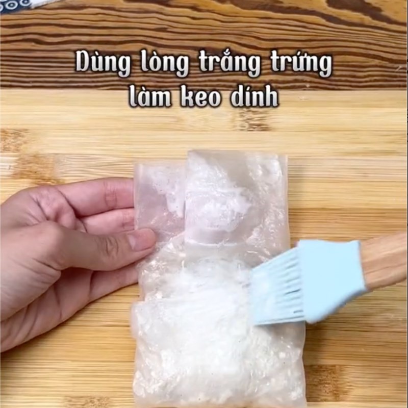 Bước 3 Gói nem Nem cua bể ( công thức từ tiktok Vào bếp cùng Điện máy XANH)