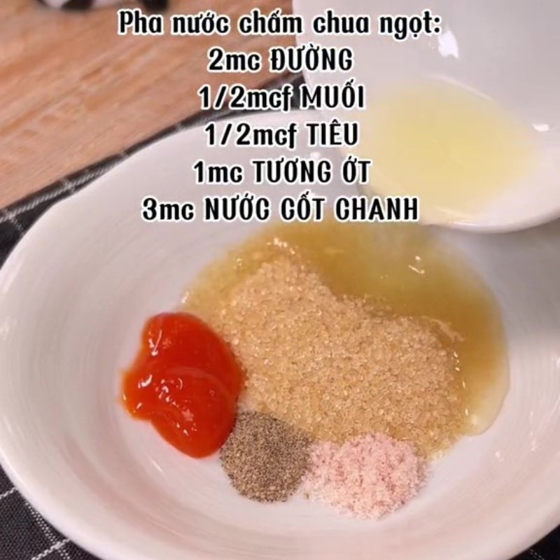 Bước 2 Làm nước chấm Nấm bào ngư hấp sả lá chanh kèm nước chấm