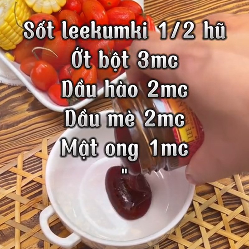 Bước 2 Làm nước sốt ướp mực Mực nướng muối ớt (Công thức được chia sẻ từ TikTok Vào Bếp cùng KitchenAZ)