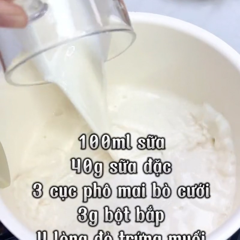 Bước 5 Làm trứng muối Bánh quẩy chấm trứng muối