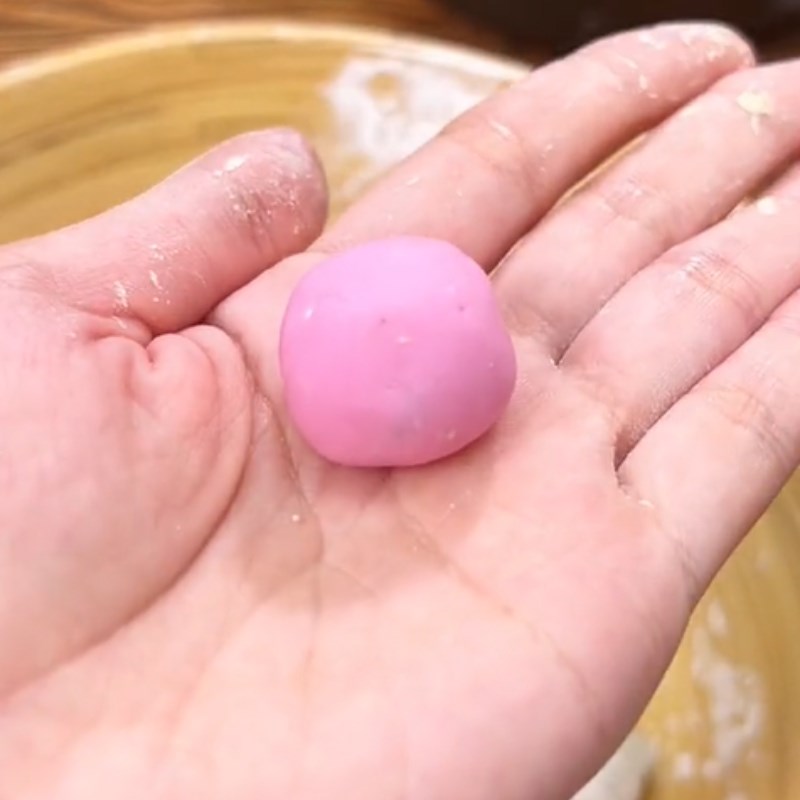 Bước 4 Nặn viên chè Chè bột lọc heo quay nấm mộc nhĩ