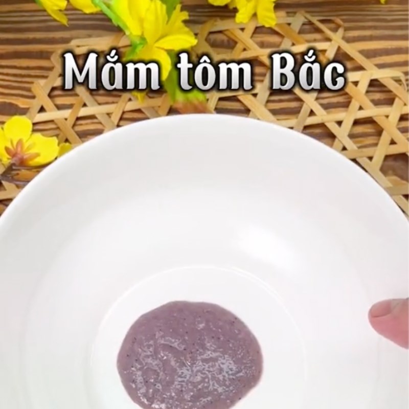 Bước 2 Nấu canh Canh rau muống nấu cà chua mắm tôm