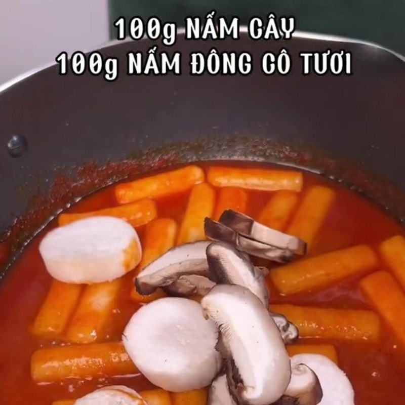 Bước 4 Nấu Tokbokki Nấu tokbokki chay