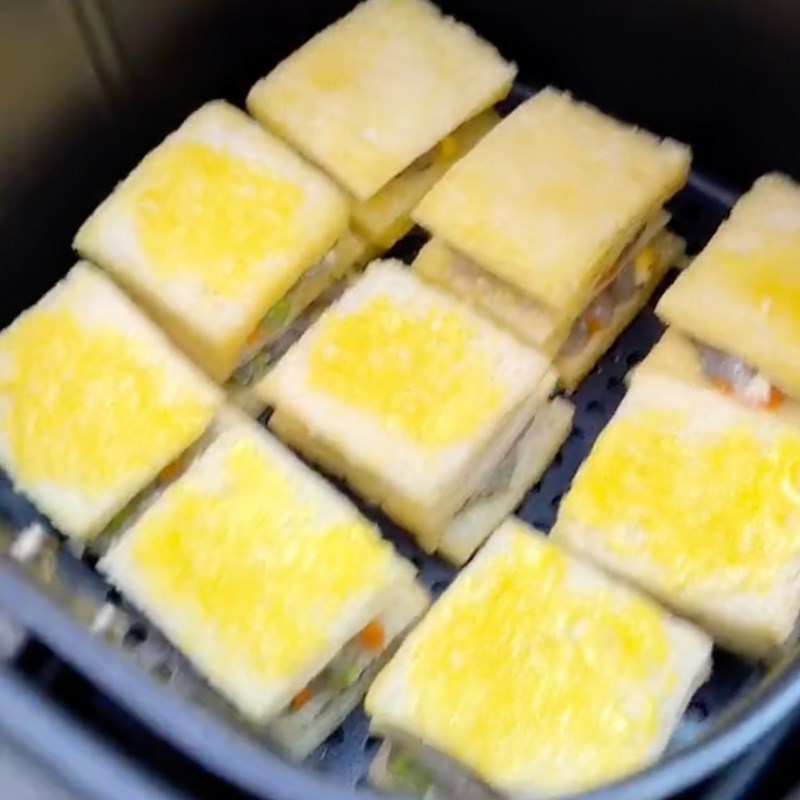 Bước 4 Nướng bánh Bánh mì kẹp tôm nướng