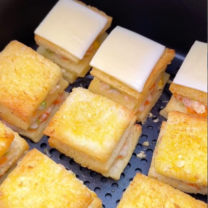 Bước 4 Nướng bánh Bánh mì kẹp tôm nướng