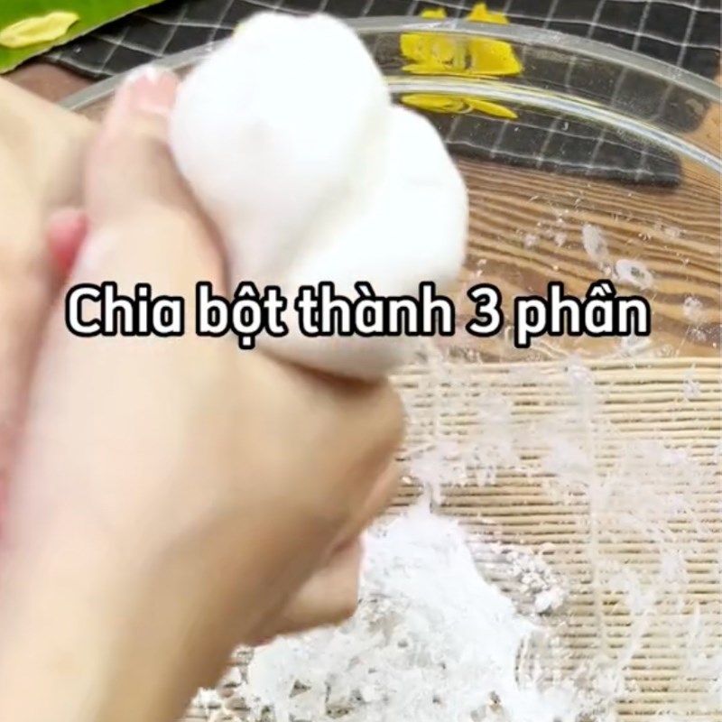 Bước 2 Nhồi bột Bánh hòn chấm muối mè