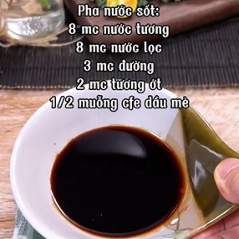 Bước 3 Pha nước sốt Mì quảng trộn chay (Nấm bào ngư)