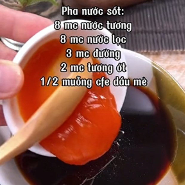 Bước 3 Pha nước sốt Mì quảng trộn chay (Nấm bào ngư)