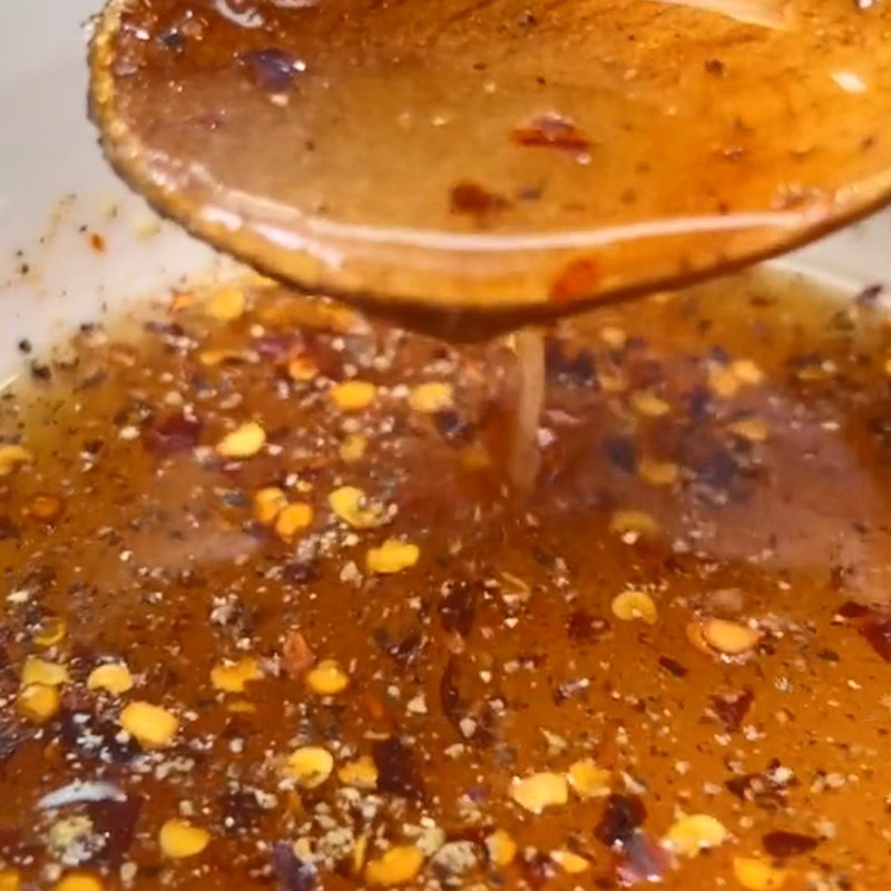 Bước 2 Pha sốt thái Ốc bươu sốt thái