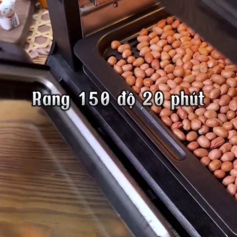 Bước 1 Rang đậu phộng, mè Kẹo mè xửng (Công thức được chia sẻ từ Tiktok Vào bếp cùng Điện máy XANH)