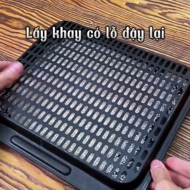 Bước 1 Rang đậu phộng, mè Kẹo mè xửng (Công thức được chia sẻ từ Tiktok Vào bếp cùng Điện máy XANH)
