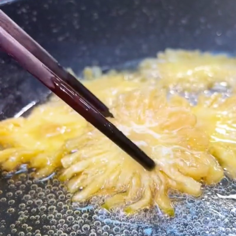 Bước 2 Rim mức Mức thơm dẻo muối ớt (Công thức được chia sẻ tuef Tiktok Vào bếp cùng Điện máy XANH)