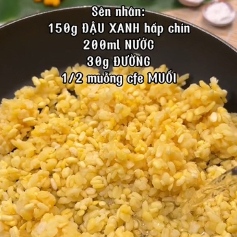 Bước 3 Sên nhân Bánh bao bí đỏ nhân đậu xanh